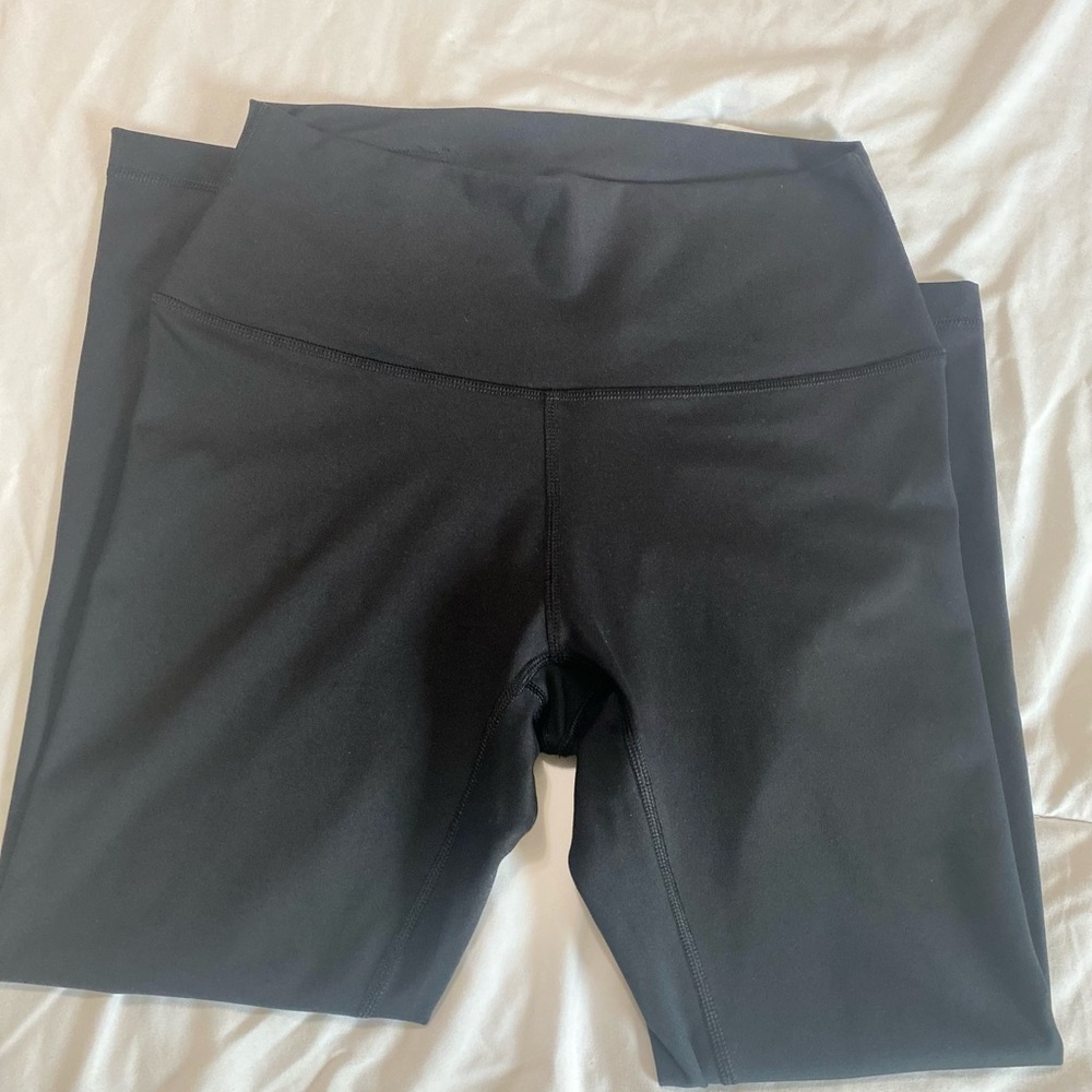 Victoria Secrets leggings medium LIKE NEW